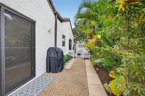 21695 Arriba Real Boca Raton FL 33433