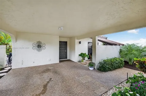 21695 Arriba Real Boca Raton FL 33433