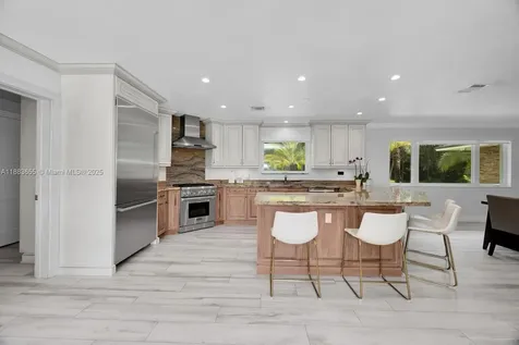 10110 SW 66th Street Miami FL 33173