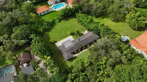 10110 SW 66th Street Miami FL 33173