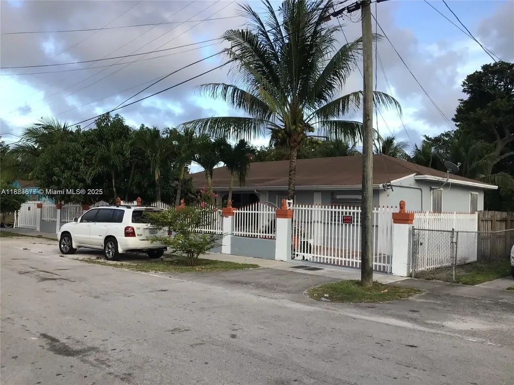 1860 NW 45th Street Miami FL 33142