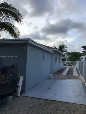 1860 NW 45th Street Miami FL 33142