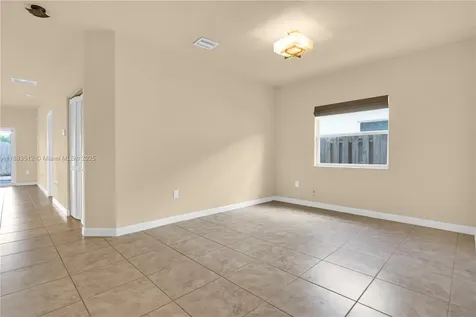 2401 NE 4th Street Homestead FL 33033