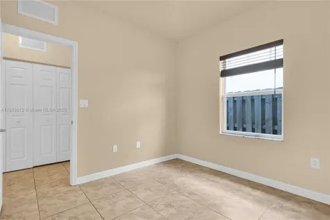 2401 NE 4th Street Homestead FL 33033