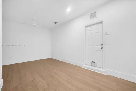 2401 NE 4th Street Homestead FL 33033
