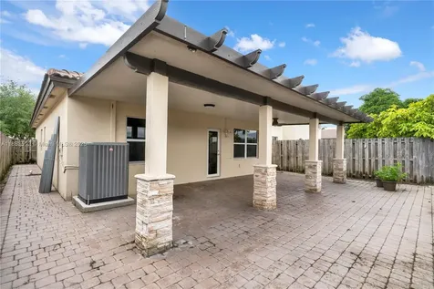 2401 NE 4th Street Homestead FL 33033