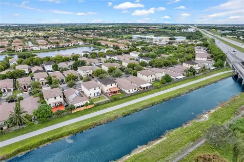 2401 NE 4th Street Homestead FL 33033