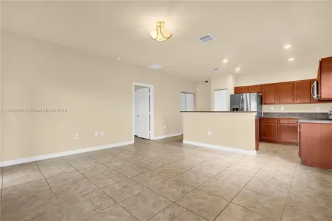 2401 NE 4th Street Homestead FL 33033