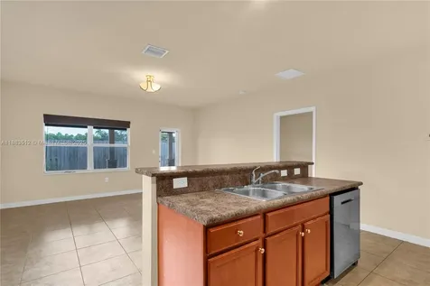 2401 NE 4th Street Homestead FL 33033