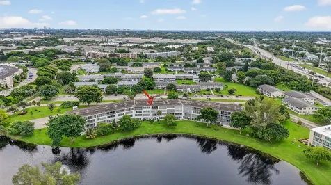 2009 N Farnham N Deerfield Beach FL 33442