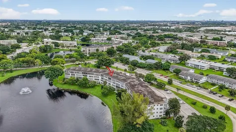 2009 N Farnham N Deerfield Beach FL 33442