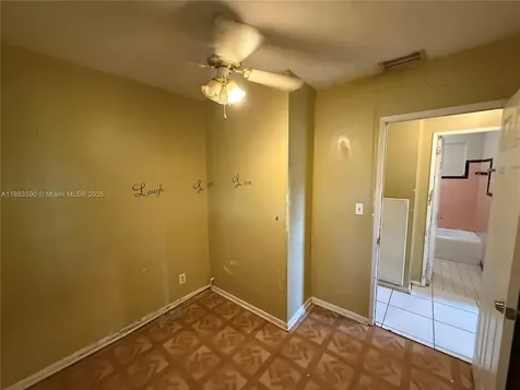 2960 Avenue F Riviera Beach FL 33404