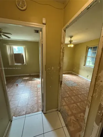 2960 Avenue F Riviera Beach FL 33404