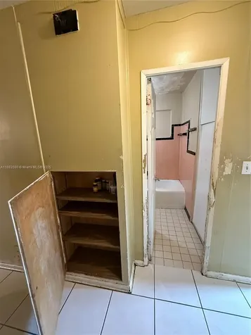 2960 Avenue F Riviera Beach FL 33404