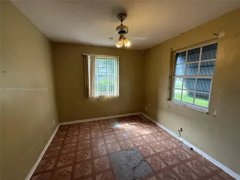 2960 Avenue F Riviera Beach FL 33404