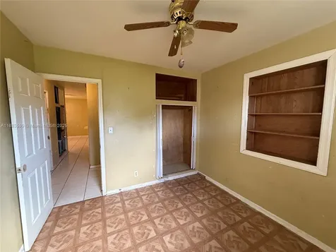 2960 Avenue F Riviera Beach FL 33404