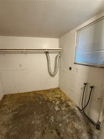 2960 Avenue F Riviera Beach FL 33404