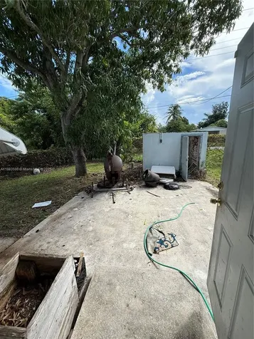 2960 Avenue F Riviera Beach FL 33404