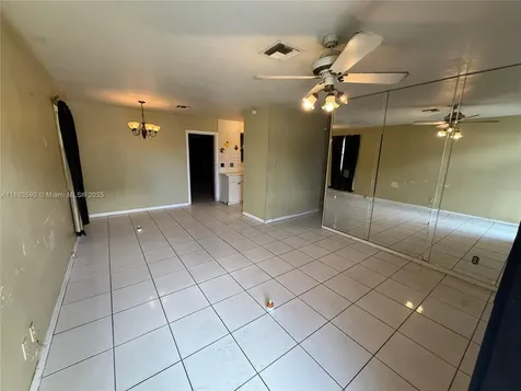 2960 Avenue F Riviera Beach FL 33404