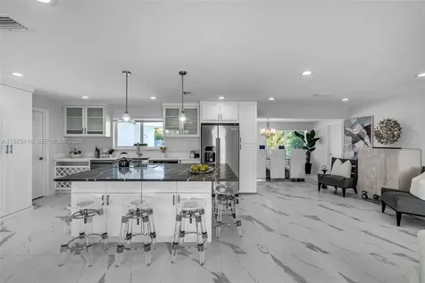 465 NW 11th Street Boca Raton FL 33432