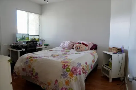 15132 SW 140th Terrace Miami FL 33196