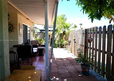 15132 SW 140th Terrace Miami FL 33196