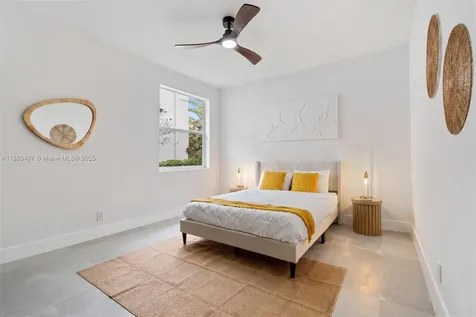 10275 Oak Meadow Lane Lake Worth FL 33449