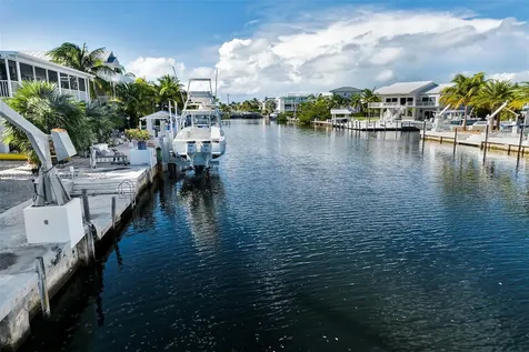 64 W Plaza Del Sol Islamorada FL 33036