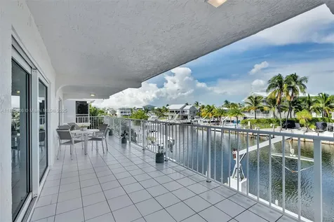 64 W Plaza Del Sol Islamorada FL 33036