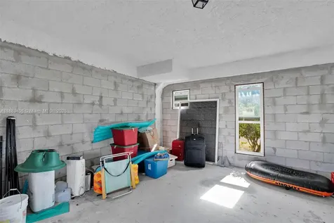 64 W Plaza Del Sol Islamorada FL 33036