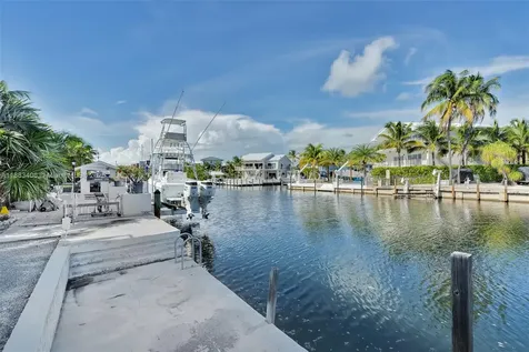 64 W Plaza Del Sol Islamorada FL 33036
