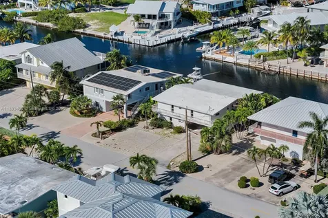 64 W Plaza Del Sol Islamorada FL 33036