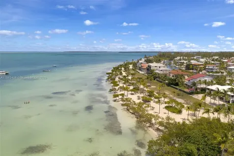64 W Plaza Del Sol Islamorada FL 33036