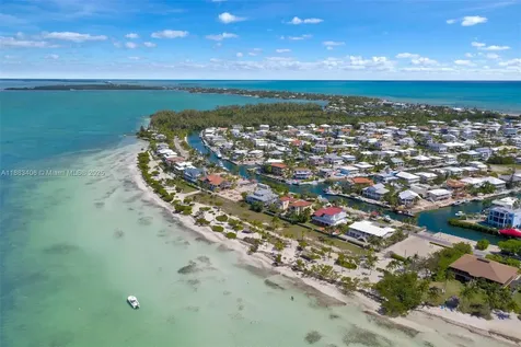 64 W Plaza Del Sol Islamorada FL 33036