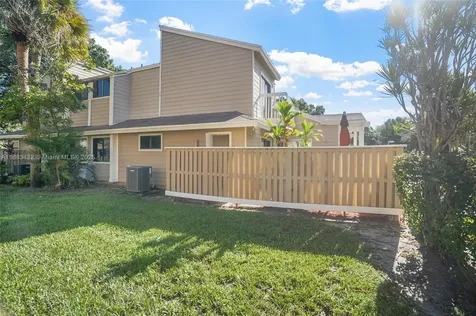 7178 Sportsmans Drive North Lauderdale FL 33068