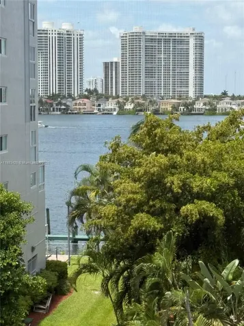 17801 N Bay Road Sunny Isles Beach FL 33160
