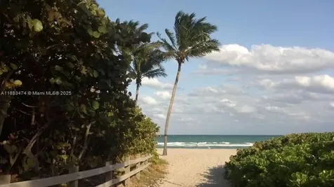 309 Crocus Terrace Hollywood FL 33019