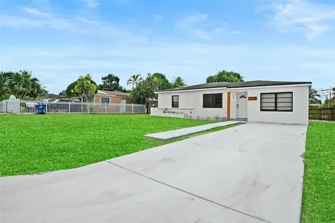 778 NW 146th Street Miami FL 33168