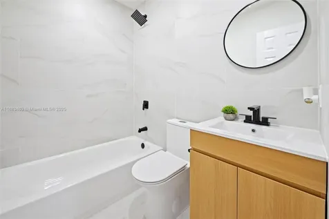 778 NW 146th Street Miami FL 33168