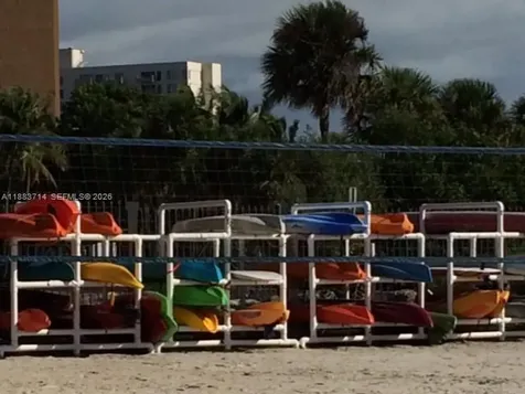 Miami FL 33138