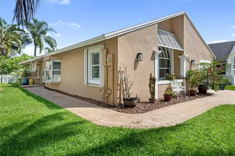 9803 SW 59th Street Cooper City FL 33328