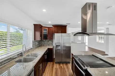 8371 SW 32nd Terrace Miami FL 33155