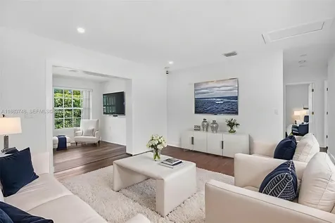 8371 SW 32nd Terrace Miami FL 33155