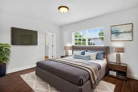 8371 SW 32nd Terrace Miami FL 33155