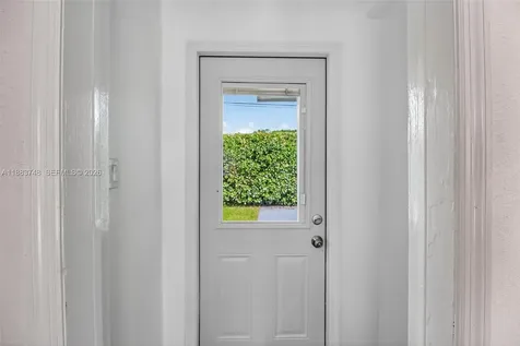 8371 SW 32nd Terrace Miami FL 33155