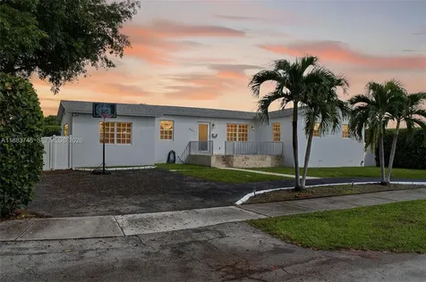 8371 SW 32nd Terrace Miami FL 33155
