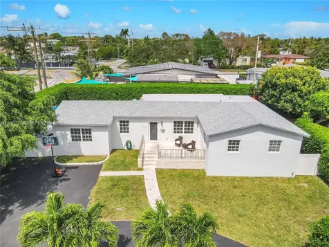 8371 SW 32nd Terrace Miami FL 33155