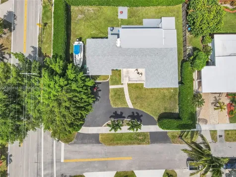 8371 SW 32nd Terrace Miami FL 33155