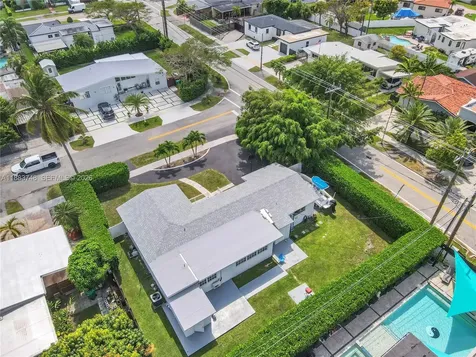 8371 SW 32nd Terrace Miami FL 33155