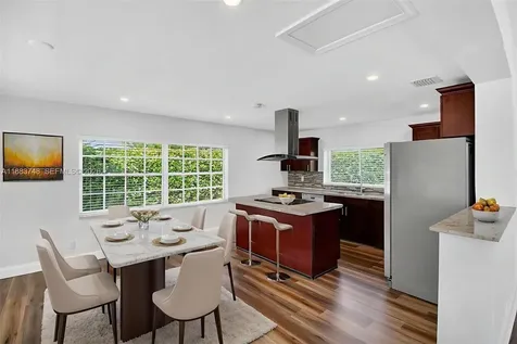 8371 SW 32nd Terrace Miami FL 33155